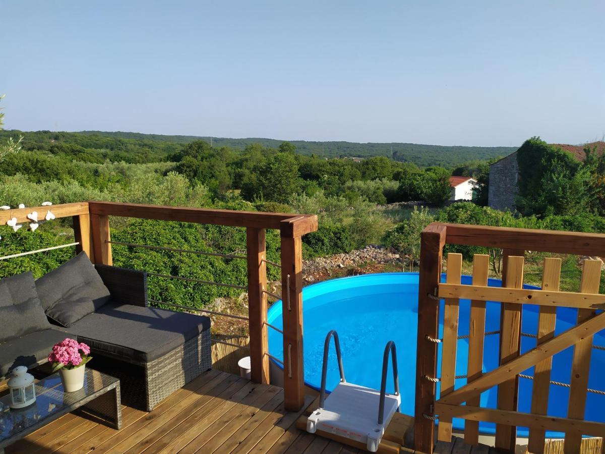 Prima Insula Glamping Hotel Brusici Exterior foto